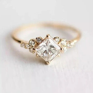 NEW! 18K Yellow Gold Princess Cut White Sapphire Decorative Engagement Ring